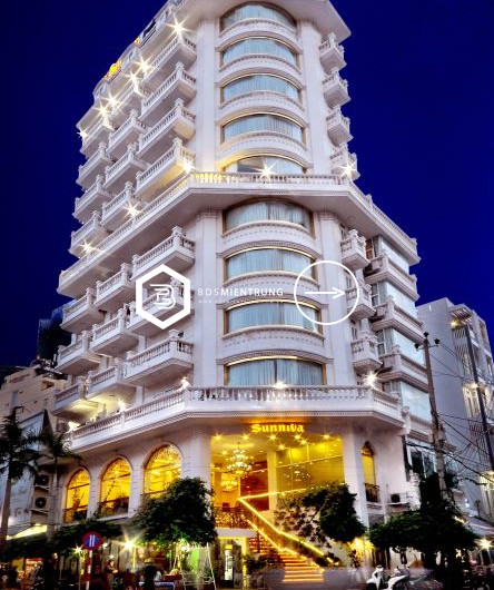 Cho thuê đầu tư Khách sạn VIP 2 mặt tiền TP. Nha Trang, 200m2/sàn , 10 lầu 0